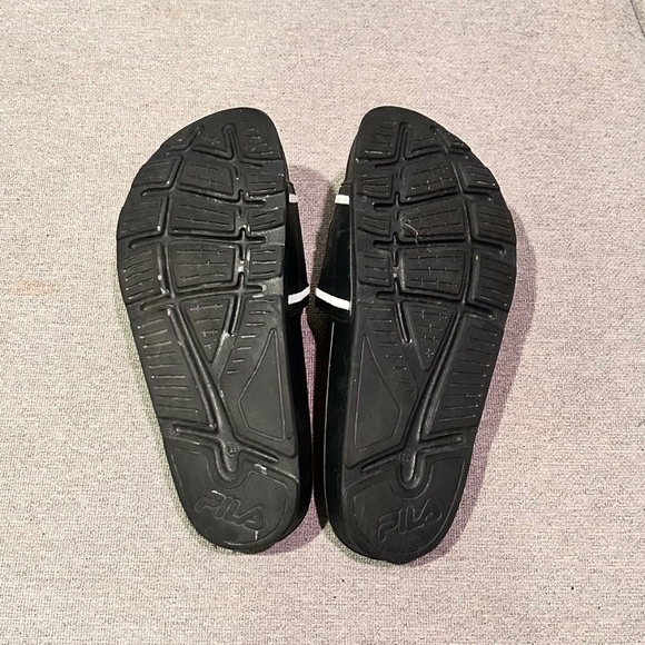 Fila Men's Slides - Picture 2 of 4